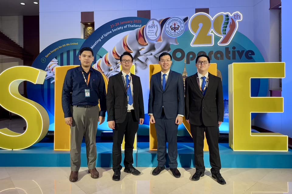 อาจารย์แพทย์ออร์โธ มน. เข้าร่วมงานประชุมวิชาการ 29th Operative Spine Course 2025