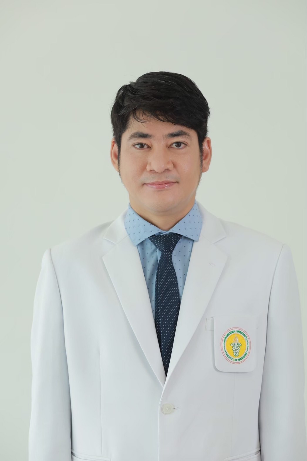 ผศ.นพ.จตุวิทย์ หอวรรณภากร