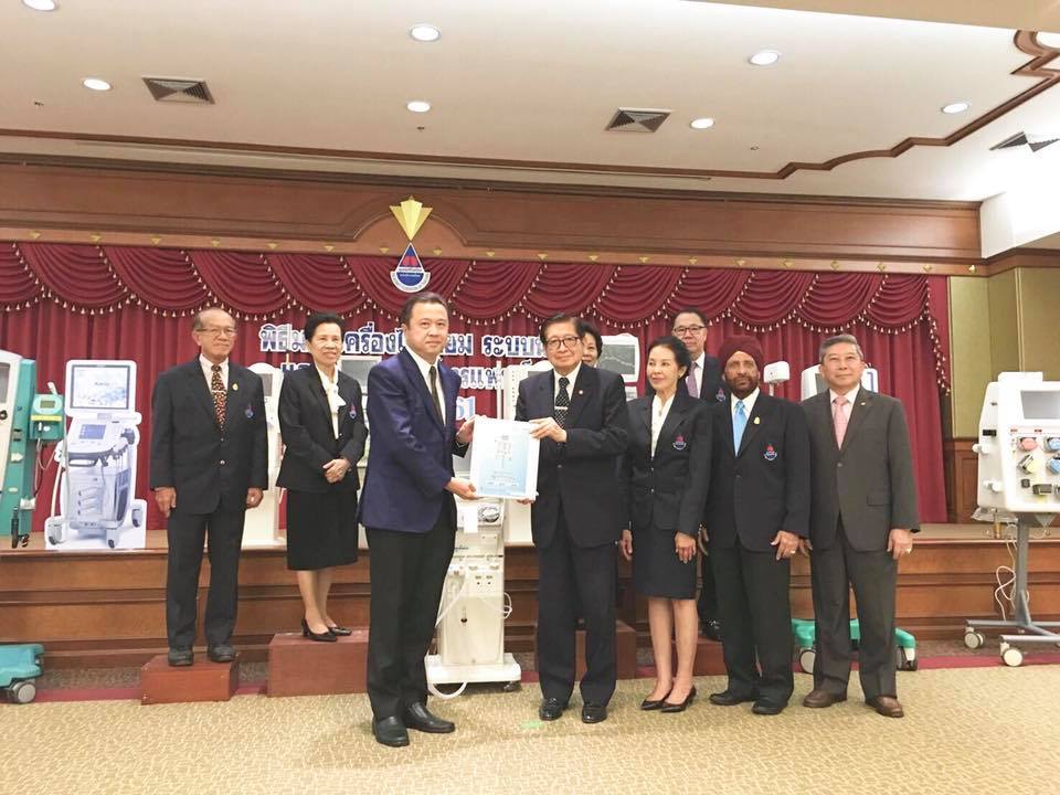 รับมอบเครื่องฟอกเลือดต่อเนื่อง CRRT infomed