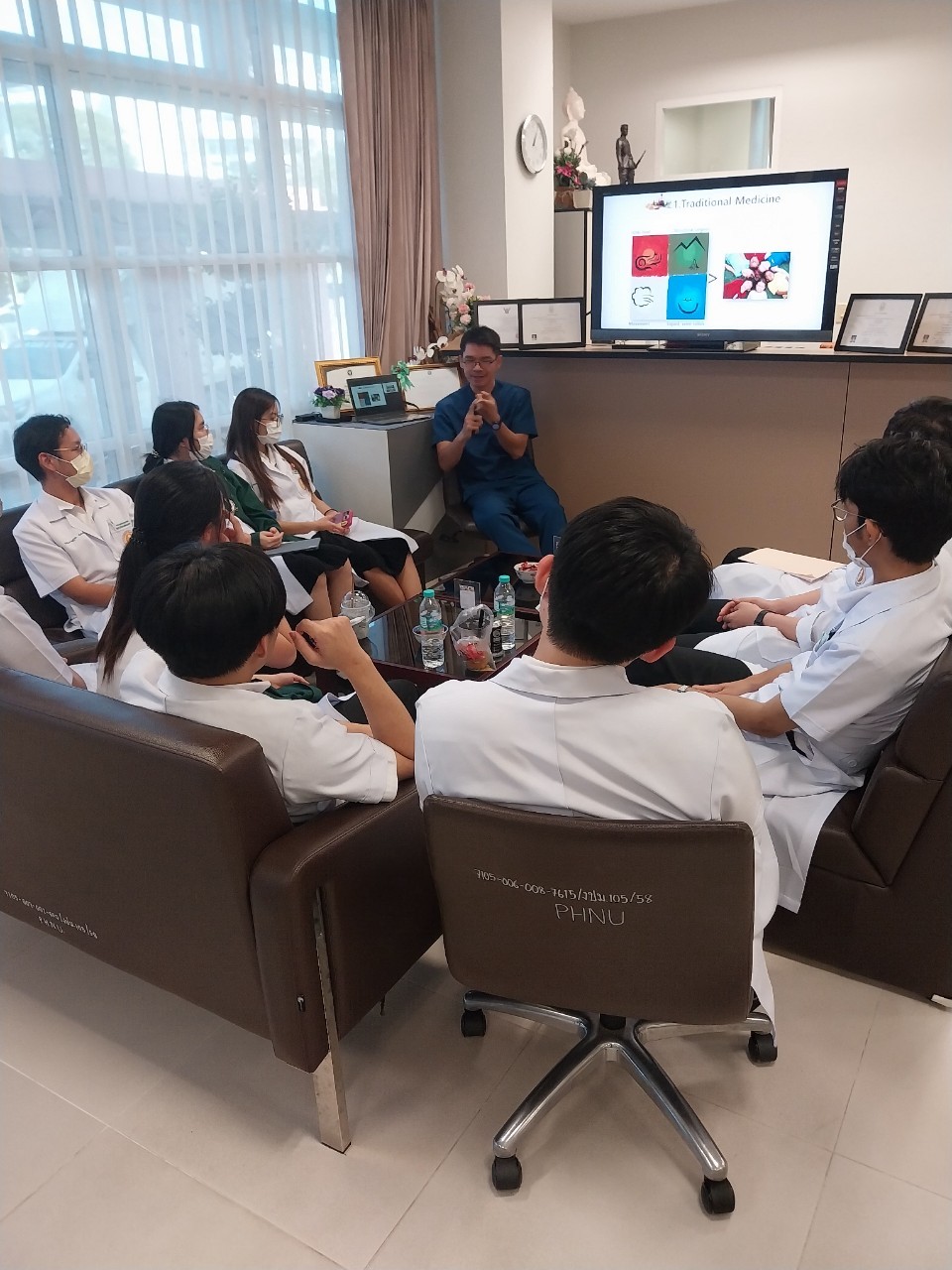 ศึกษาดูงานคลินิกแพทย์แผนไทยประยุกต์ อาศรมเสลา คณะสาธารณสุขศาสตร์